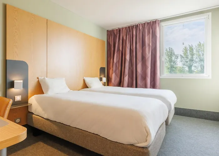 B&B HOTEL Clermont-Ferrand Nord Riom