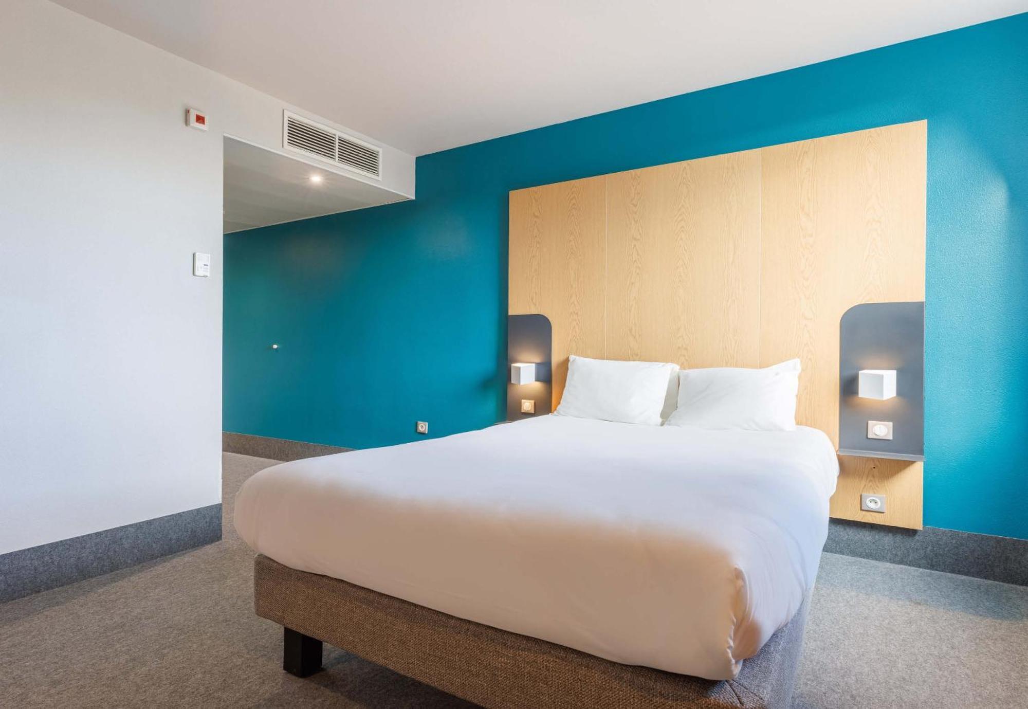 Hotel Clermont-ferrand Nord 2*